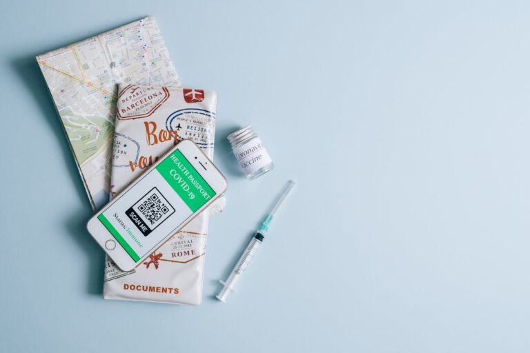 10 TSA-Approved Snack Hacks: Senior Travel Guide 2026